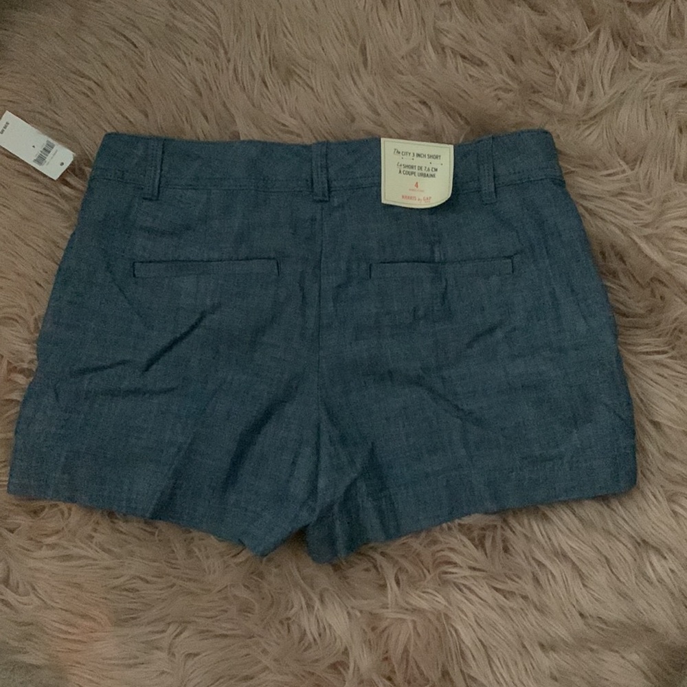 Gap - Picture 4 of 4